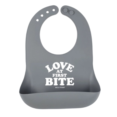 Love at First Bite Wonder Bib